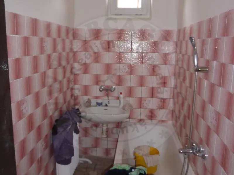Koupelna v přízemí, rodinný dům 4+, Kyšice